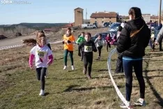 GALERÍA | El sol ayuda al frío en Los Llamosos