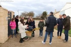 Foto 6 - Fotos: Martialay sigue fiel a sus tradiciones y realiza su habitual pedida de aguinaldos