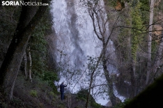 Un paseo por la espectacular cascada de la Toba 