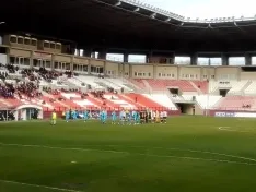 Foto 4 - Unos 400 aficionados rojillos se dejan ver en Logro&ntilde;o