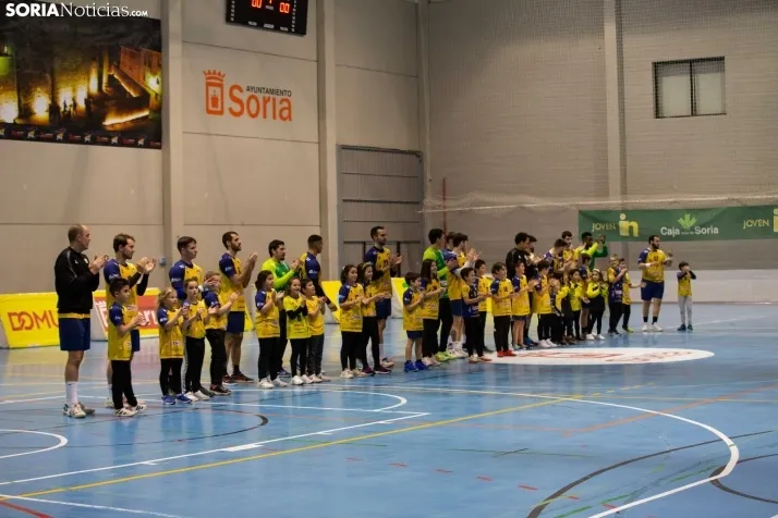 Ambiente en el BM Soria contra CD Balopal