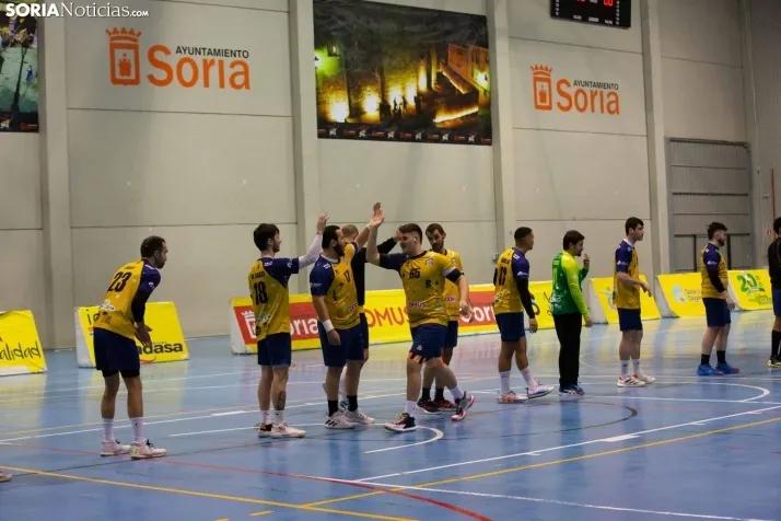 Ambiente en el BM Soria contra CD Balopal
