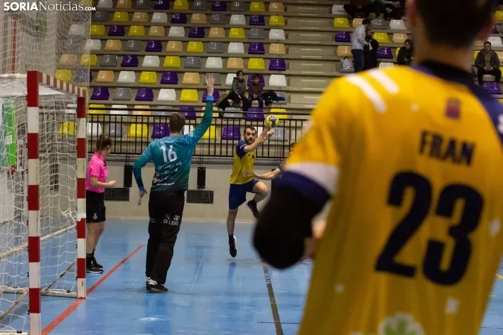 Ambiente en el BM Soria contra CD Balopal