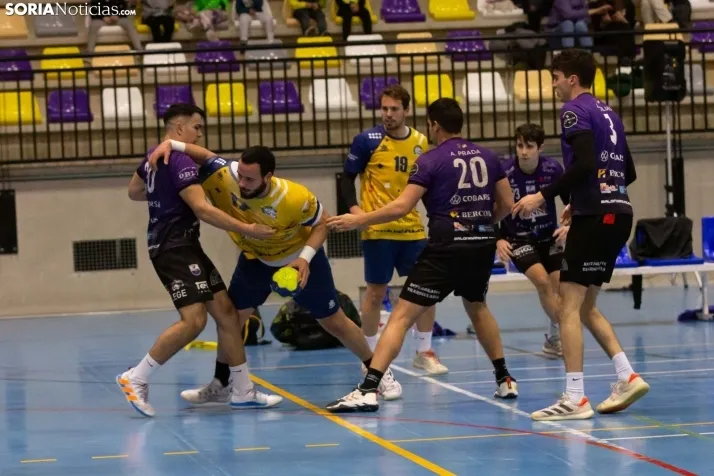 Ambiente en el BM Soria contra CD Balopal