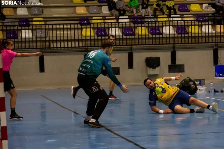 Ambiente en el BM Soria contra CD Balopal
