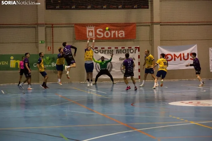 Ambiente en el BM Soria contra CD Balopal