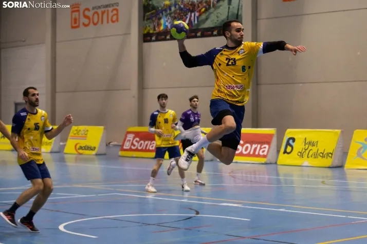 Ambiente en el BM Soria contra CD Balopal