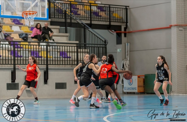 Las escuadras femeninas júnior y cadete del CSB marcan el camino a seguir