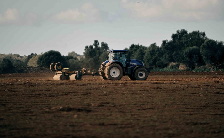 Caen un 50% las solicitudes para la devolución del impuesto de hidrocarburos entre agricultores por el descenso de activos en los últimos 15 años
