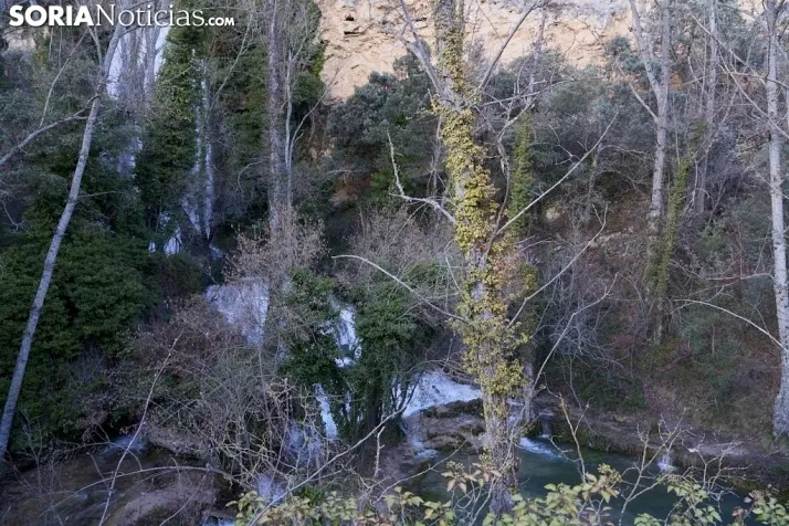 Un paseo por la espectacular cascada de la Toba 