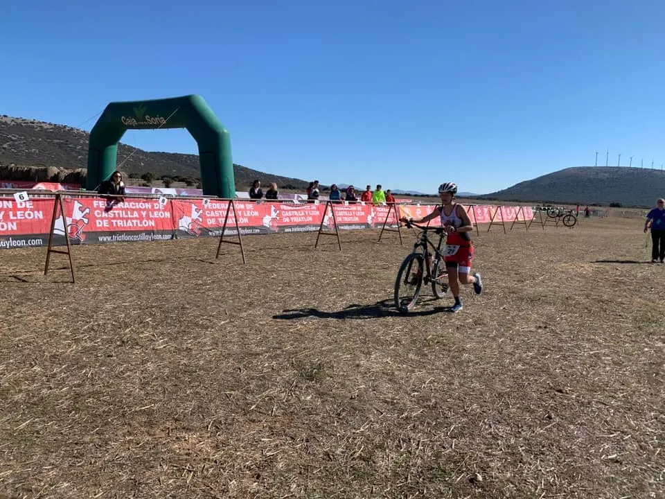 Una imagen de la jornada en Almenar. /Federación de Triatlón de Castilla y León