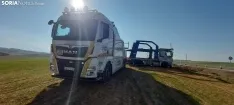 Una imagen de las labores de retirada de los turismos. /SN