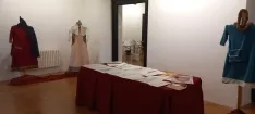 Foto 4 - &Aacute;greda cose sus propios trajes medievales para los Desposorios 