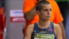 La atleta, concentrada, antes del inicio de la prueba. /TDP
