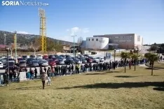 Foto 3 - &iexcl;Locura por la Copa en Soria!: Filas kilom&eacute;tricas para sacar una entrada para la final