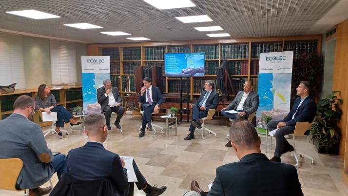 Castilla y León impulsa el reciclaje de los residuos generados por aparatos eléctricos 