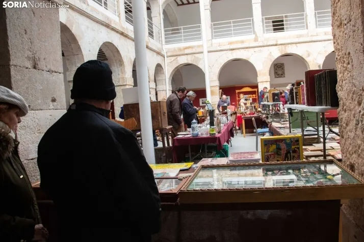 Feria de antigüedades de El Burgo