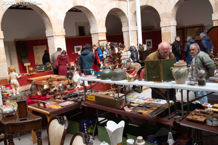 Feria de antigüedades de El Burgo