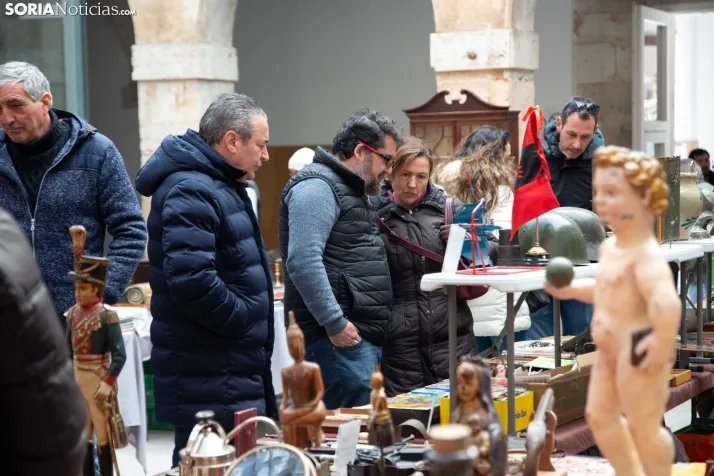 Feria de antigüedades de El Burgo
