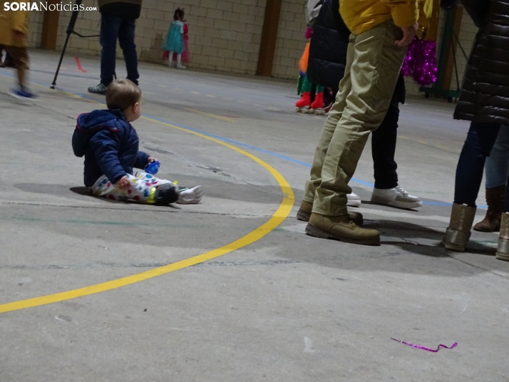 Los pequeños de Golmayo disfrutan del carnaval. /SN