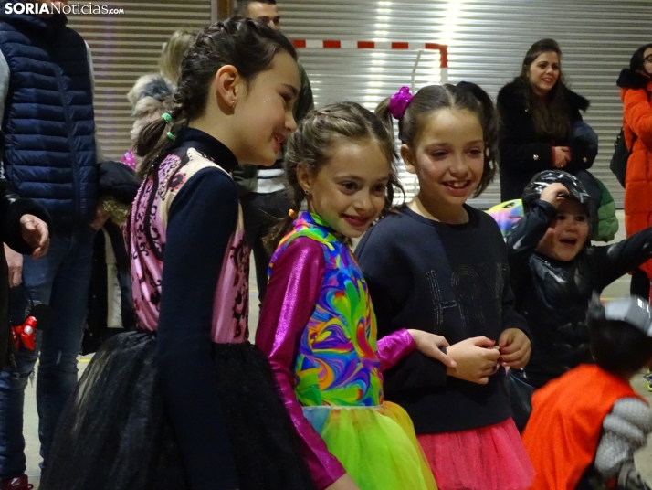 Los pequeños de Golmayo disfrutan del carnaval. /SN