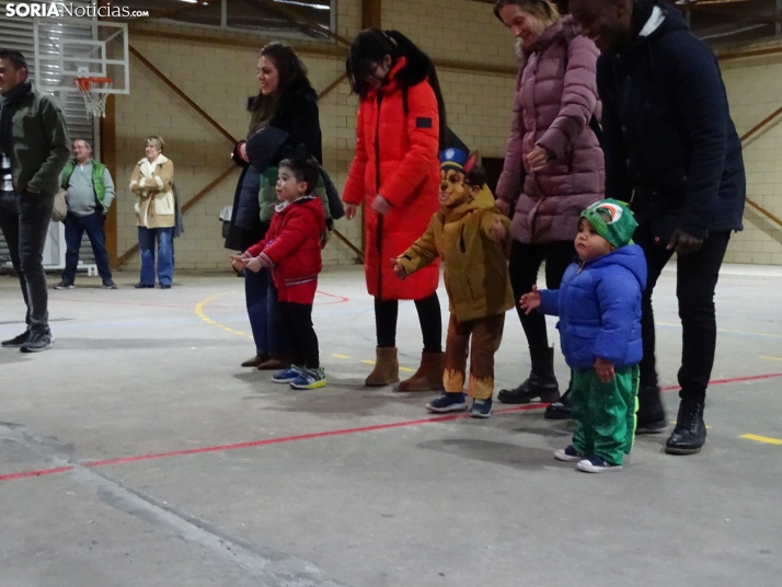 Los pequeños de Golmayo disfrutan del carnaval. /SN