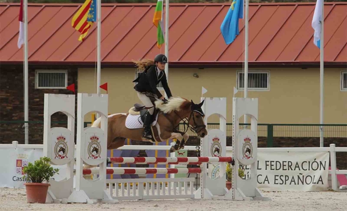 Junta y Federación Hípica de Castilla y León amplían la colaboración para el fomento de las razas en el Centro Ecuestre