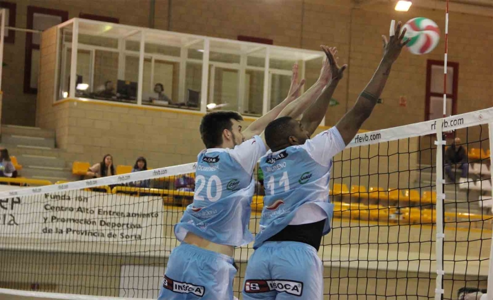 San Martín y Domenech protagonizan el nuevo doblete celeste en el bloque ideal de la jornada en Superliga