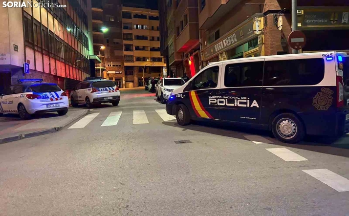 Al menos dos intervenciones policiales esta madrugada en la capital