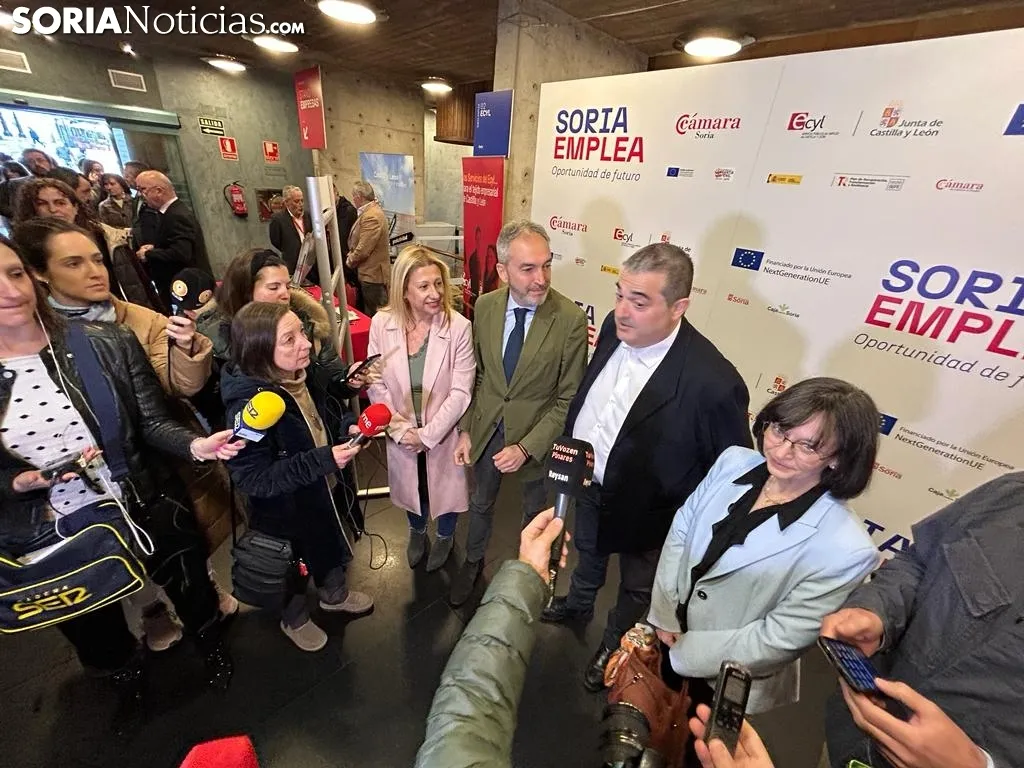 Foto 2 - La Feria &lsquo;Soria Emplea&rsquo; re&uacute;ne a m&aacute;s de 100 empresas con ofertas laborales: 1.000 sorianos al acecho 