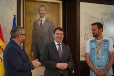 Mañueco recibe a los campeones de la Copa del Rey/ Rubén Cacho, ICAL.