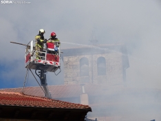 Foto 6 - Incendio en media docena de inmuebles en Cabrejas del Pinar