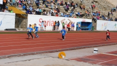 Foto 14 - FOTOS Y CR&Oacute;NICA | 600 ni&ntilde;os viven la fiesta del deporte en Los Pajaritos 