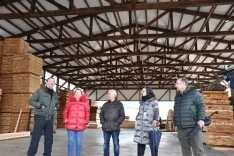 Foto 3 - Junta y Ayuntamiento de San Leonardo repasan proyectos conjuntos