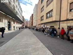 Foto 3 - Medio centenar de cuidadores del 'Ángel de la Guarda' se manifiestan en Soria: “Los sindicatos nos han traicionado”