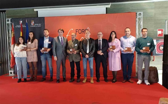 La Junta entrega los Premios ‘Fuentes Claras’ 2022 en reconocimiento a la sostenibilidad de proyectos de desarrollo en pequeños municipios