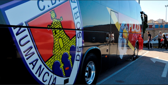 El Numancia fleta un autobús gratuito para los abonados para el partido en Irún
