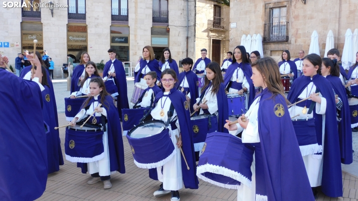 Fotos: Almaz&aacute;n celebra la Exaltaci&oacute;n del Tambor con siete bandas de cofrad&iacute;as de Soria, A