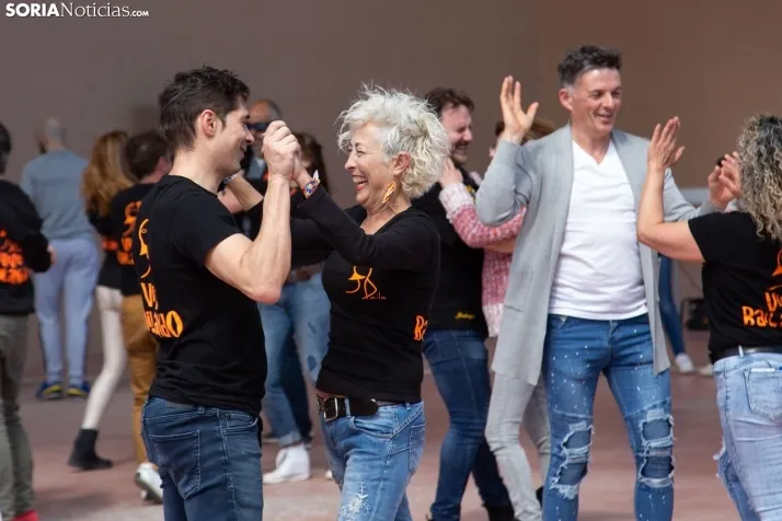 Baile Vermú de Soria Baila en Garray