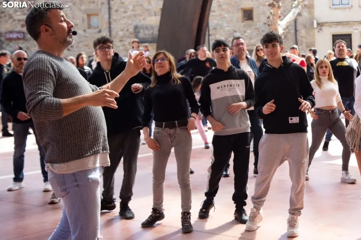 Baile Vermú de Soria Baila en Garray