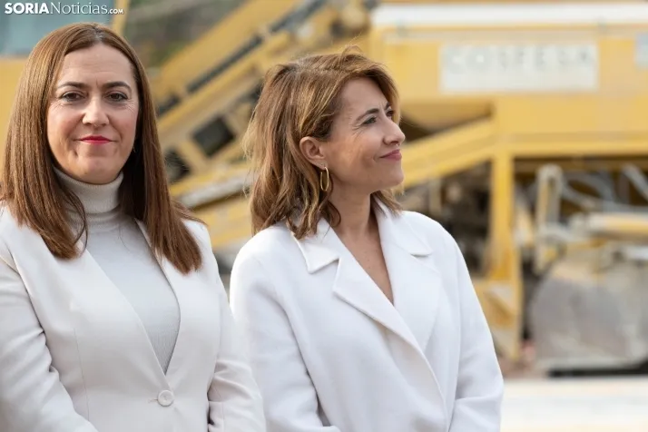 Visita Ministra a las obras de la vía del tren