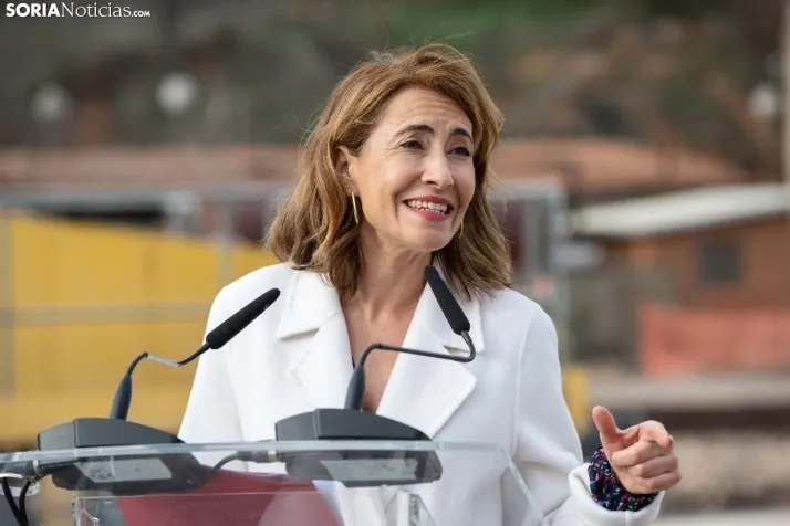 Visita Ministra a las obras de la vía del tren