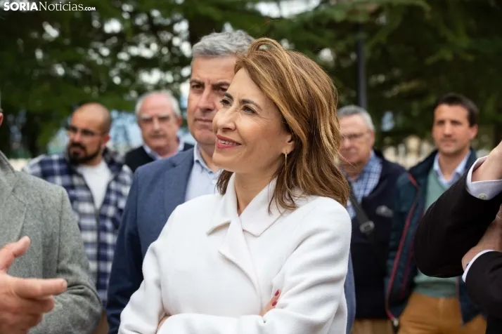 Visita Ministra a las obras de la vía del tren