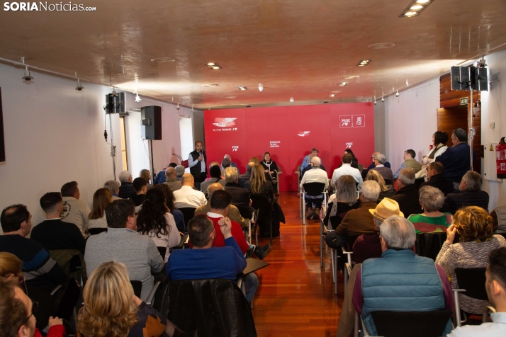 Félix Bolaños en el encuentro municipal del PSOE