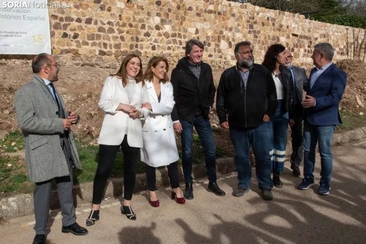 Visita Ministra a las obras de la vía del tren