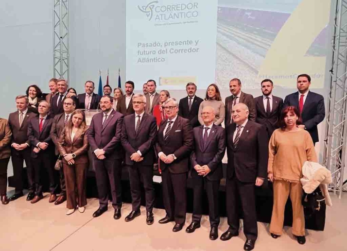 Castilla y León pide al Comisionado del Corredor Atlántico a trasladar del papel al territorio las inversiones previstas en los PGE para 2023