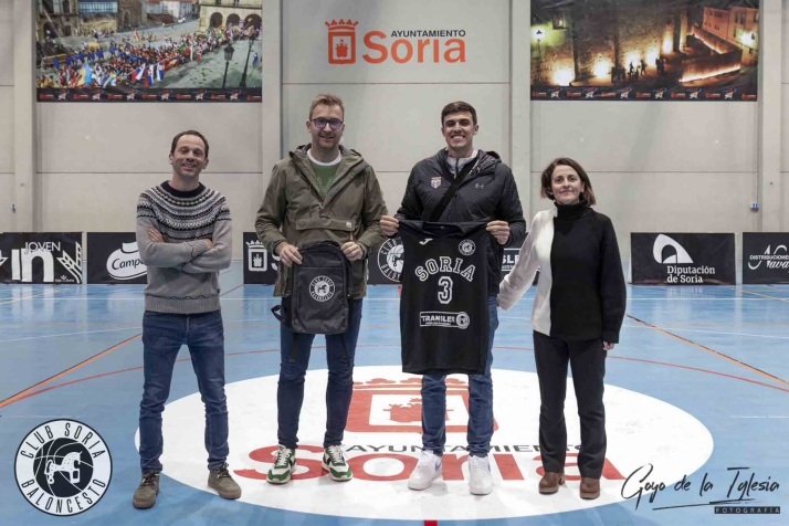 El CSB homenajeó al Río Duero aunque perdió contra UVa (49-94)