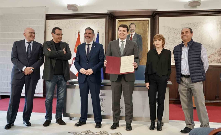 Los empleados públicos de la Administración de Castilla y León tendrán las 35 horas a partir de junio