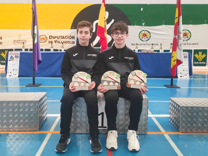 Dos oros y un bronce para el Club Valonsadero Bádminton en el Máster sub-15 de Tordesillas