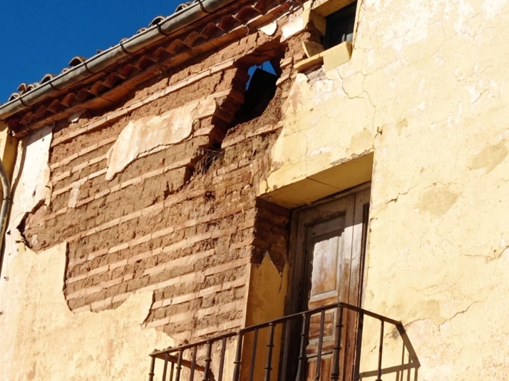 El Ayuntamiento de Almazán inicia varios expedientes de edificios en ruina 
